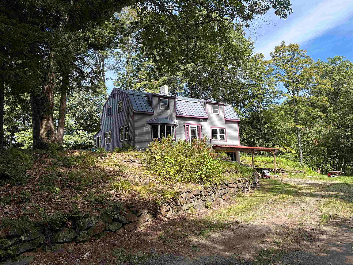 A Log Home on 28 Acres of Trails in Acworth