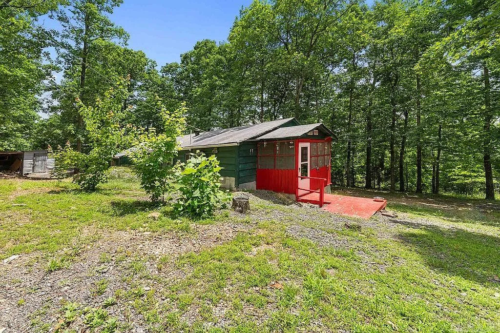 Year-Round Creek and Two-Story Guest Cabin on 11.8 Van Buren County Acres