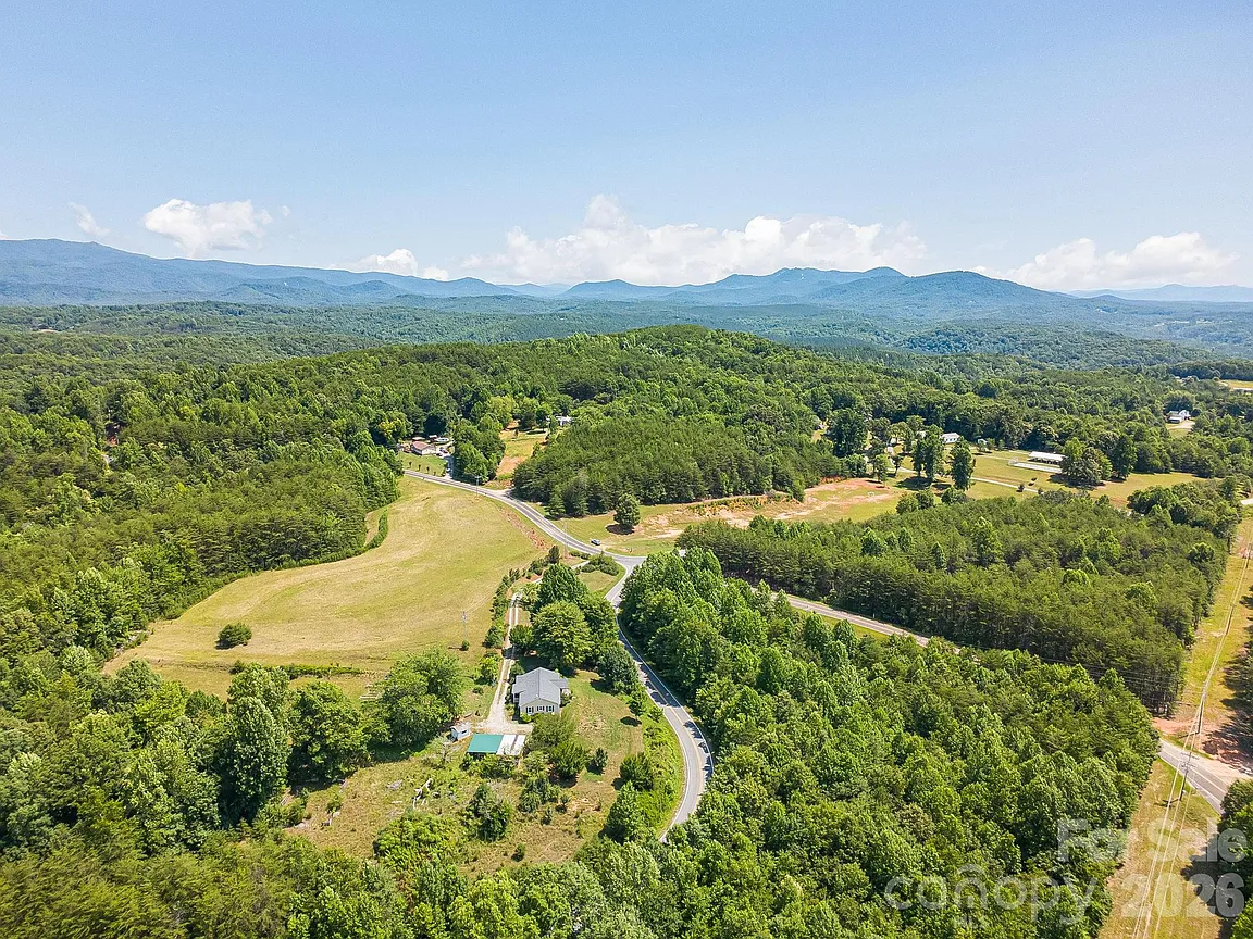 17 Unrestricted Acres With Mountain Views Near Lake Lure
