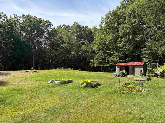A Log Home on 28 Acres of Trails in Acworth