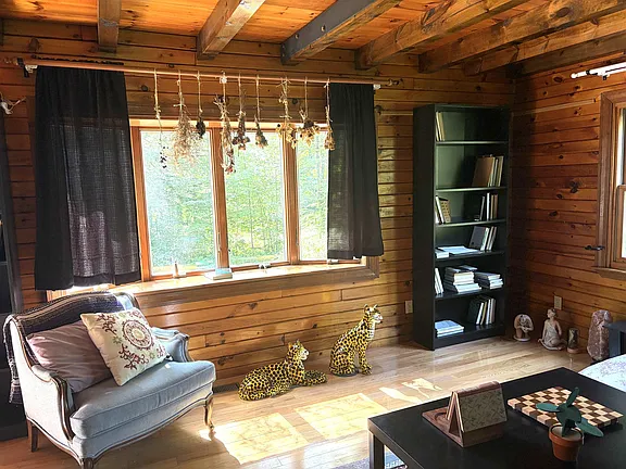 A Log Home on 28 Acres of Trails in Acworth