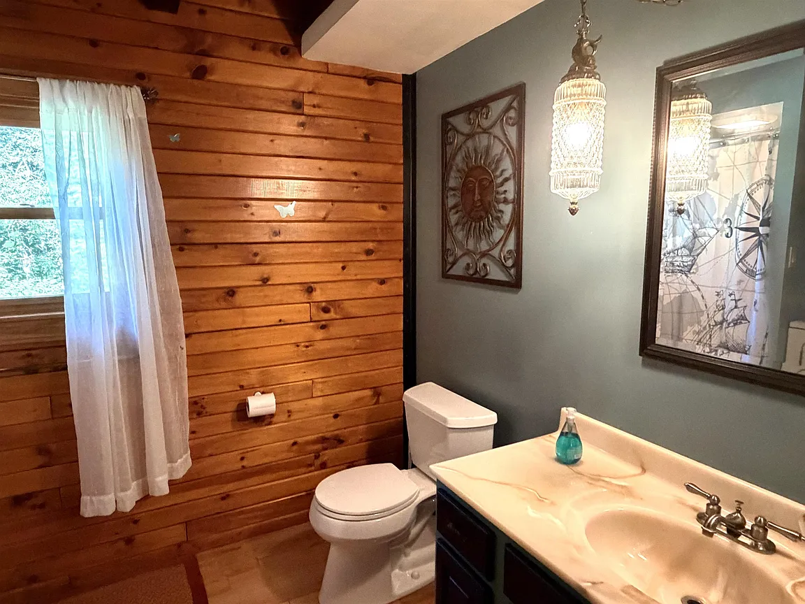 A Log Home on 28 Acres of Trails in Acworth