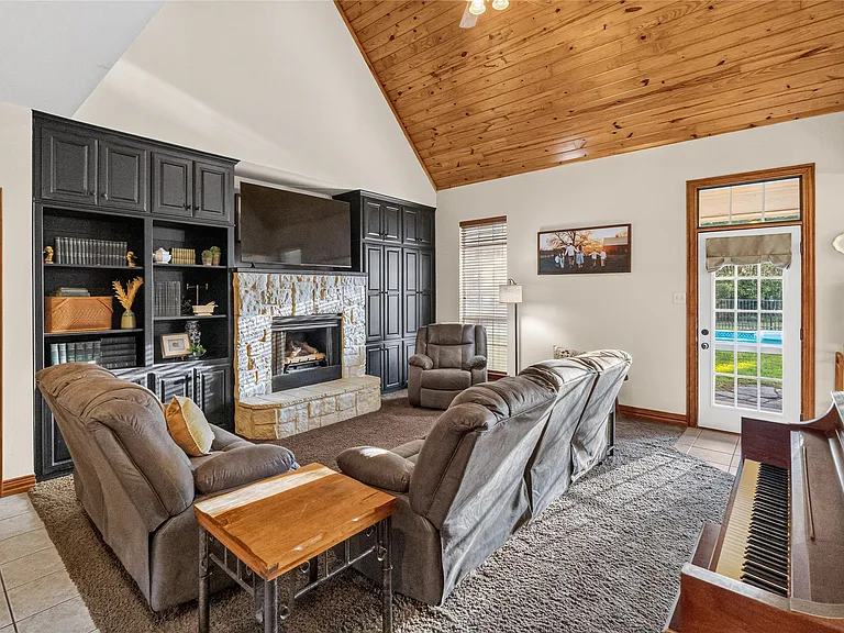 A Country Retreat on 20 Ag-Exempt Acres