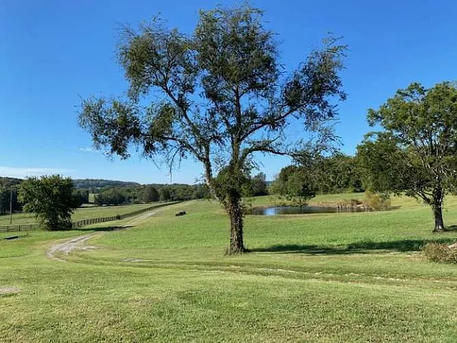360-Degree Ridge Views, and Not a Neighbor in Sight