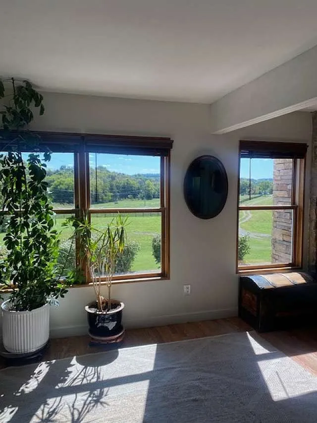 360-Degree Ridge Views, and Not a Neighbor in Sight