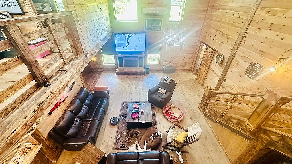 2006 Barndominium with 18-Ft Ceilings, 30x40 Workshop Suite, Wet Weather Pond, and Two Tiny Homes on 5 Acres in Orangeburg County