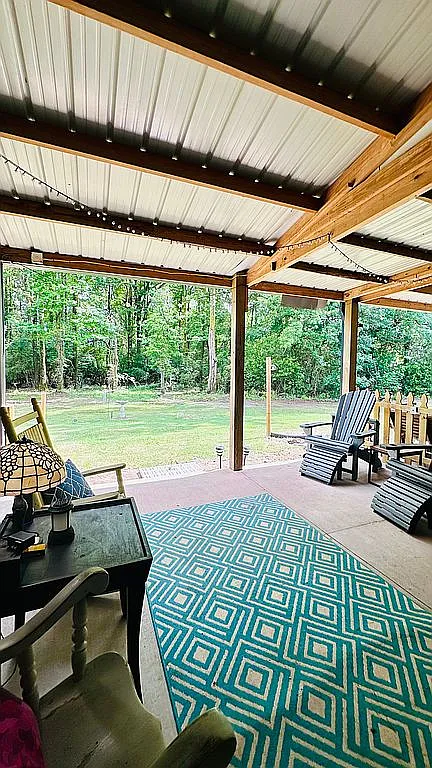 2006 Barndominium with 18-Ft Ceilings, 30x40 Workshop Suite, Wet Weather Pond, and Two Tiny Homes on 5 Acres in Orangeburg County