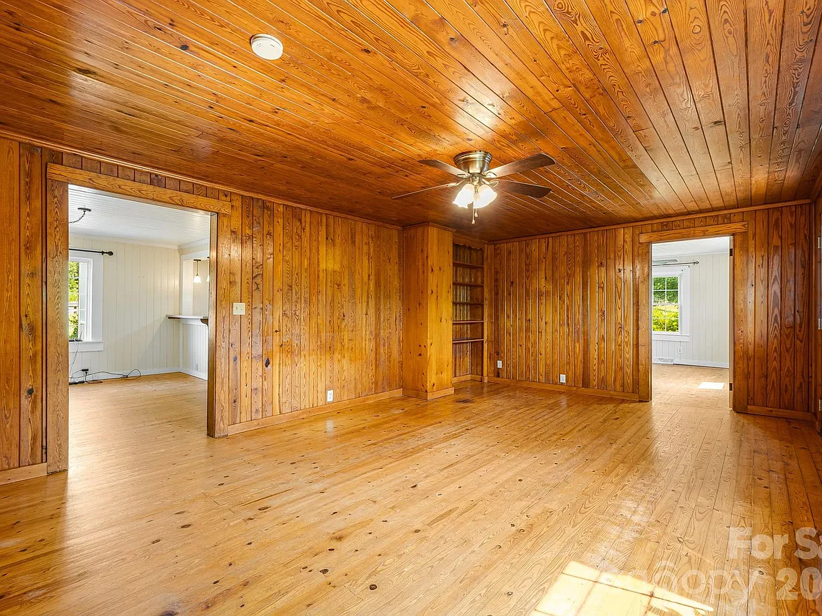 17 Unrestricted Acres With Mountain Views Near Lake Lure