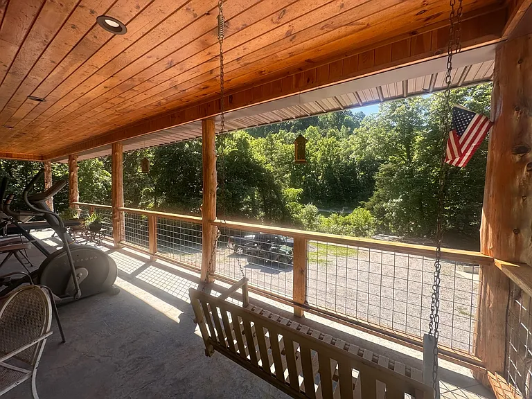 A House Built From the Trees on Its Own 117 Acres