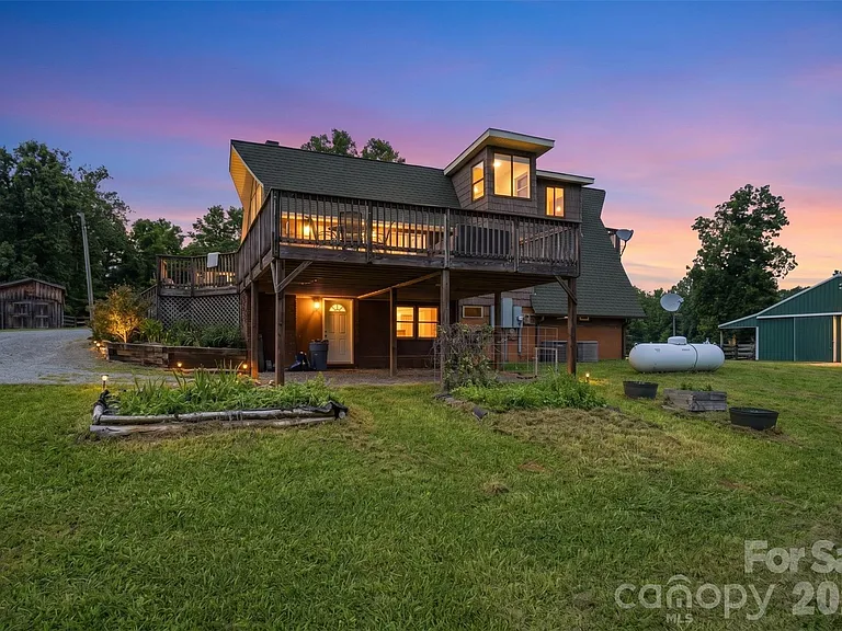 Horse Farm with 10-Stall Barn, Arena, and Five Paddocks on 12 Acres Near Lake Wylie