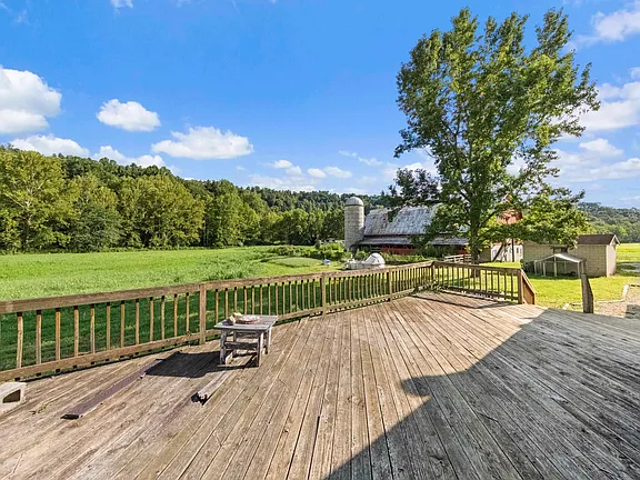 A Massive Multi-Stall Barn on 118 Wooded Acres in Catlettsburg