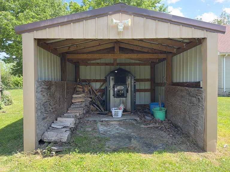 A Fenced Pasture on 5.82 Acres in Red Boiling Springs
