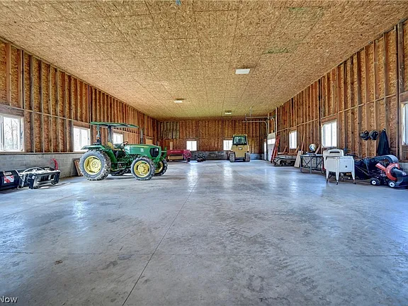 An Off-Grid Solar Home With a Barn and Shop on 7 Acres