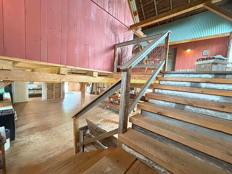 Kingdom Farm Lodge — 1850s Homestead with Barn Suites and Wedding Venue Atop Burke Mountain