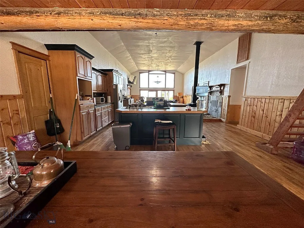 A Hand-Built Log Cabin, 31 Acres Past Where the Plow Stops