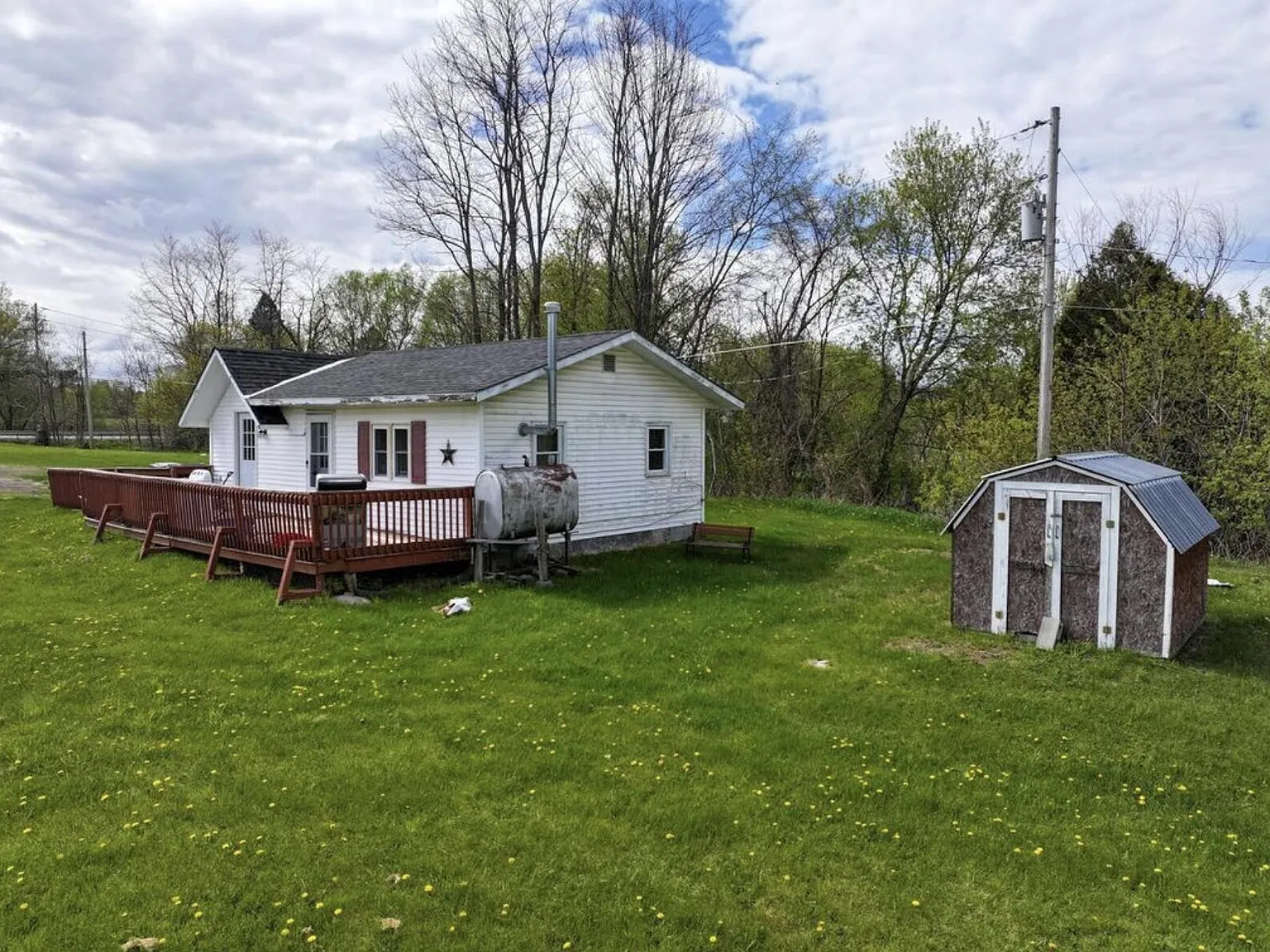 Four-Home Farm with Dairy Barn and Maple Sugar Shack on 168 Acres in West Chazy