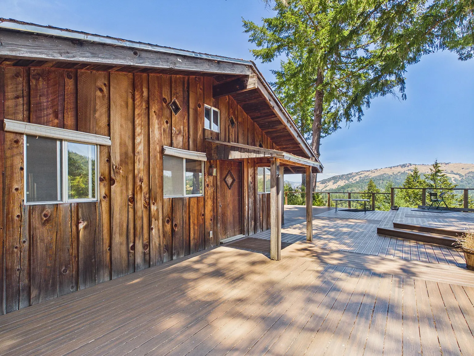 A Turnkey Off-Grid Homestead on 160 Acres