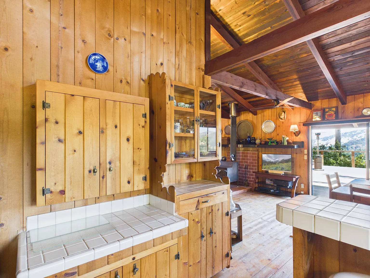 A Turnkey Off-Grid Homestead on 160 Acres