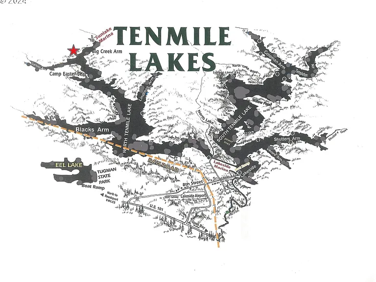 Boat-Access Lakefront Cabin on 1.11 Acres at North Tenmile Lake