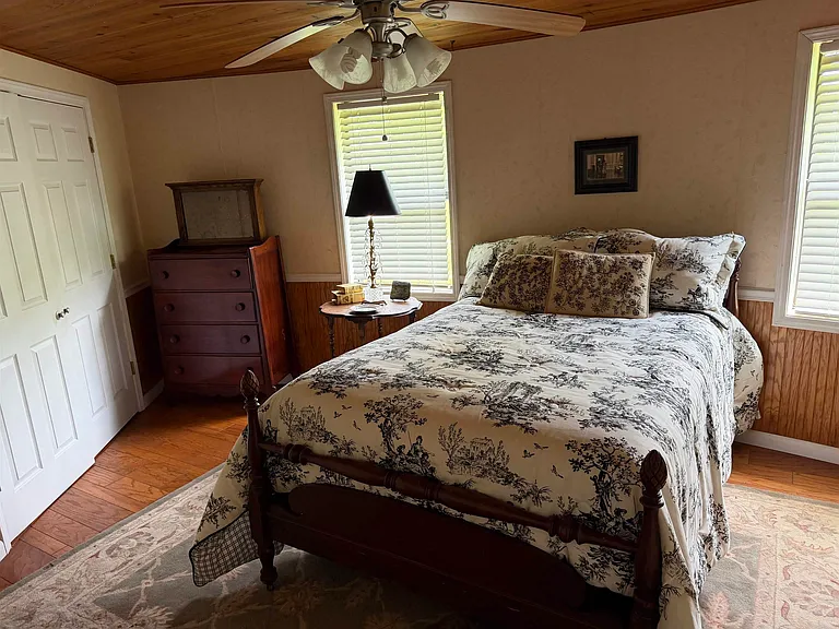 Ouachita River Homestead: 1,000 Feet of Private Frontage, 26 Acres of Pasture, and a Shop East of Mena