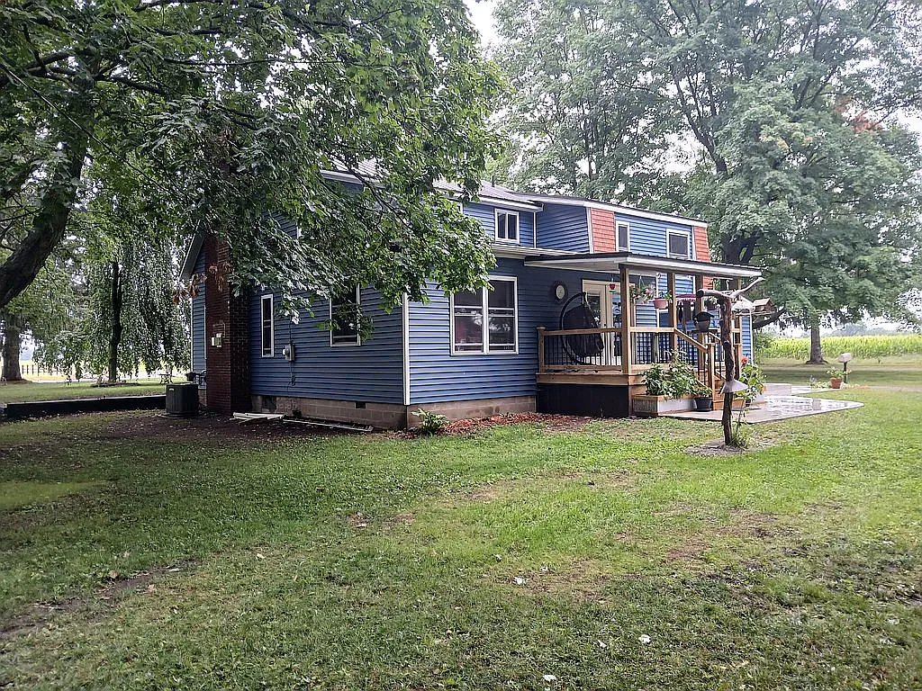 A Horse-Ready Barn on Nearly 5 Wooded Acres