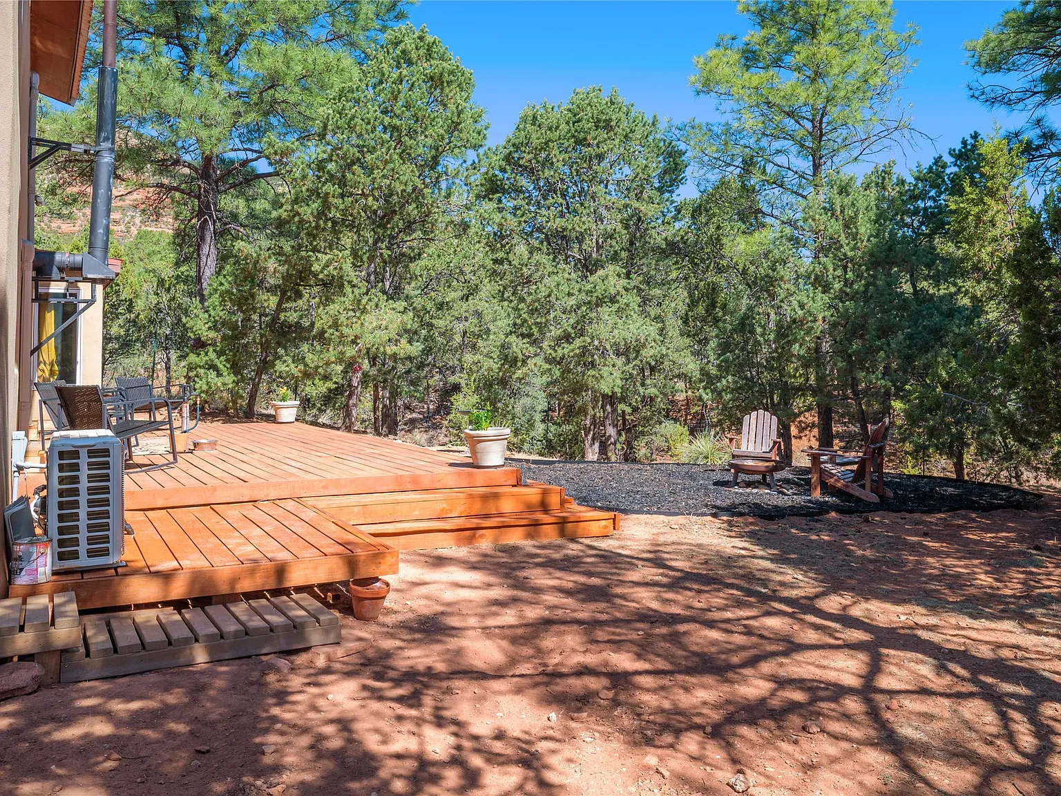 A Pine-Shaded Home With Rowe Mesa Views on 5 Private Acres