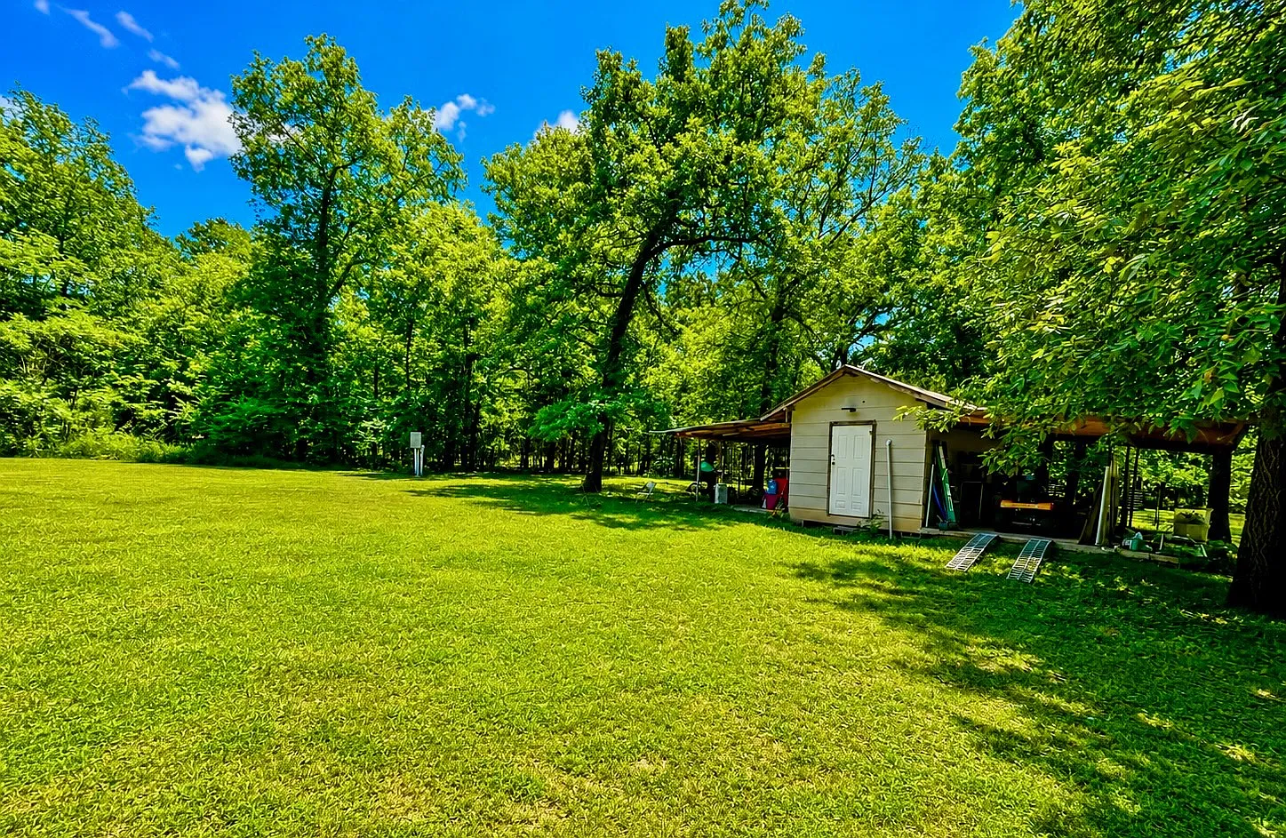 Two Homes on 7.5 Acres, Minutes from Sardis Lake