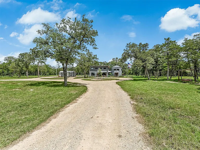 Silo Ranch: Modern Farmhouse with Converted Grain Silo on 23 AG-Exempt Acres Near Austin