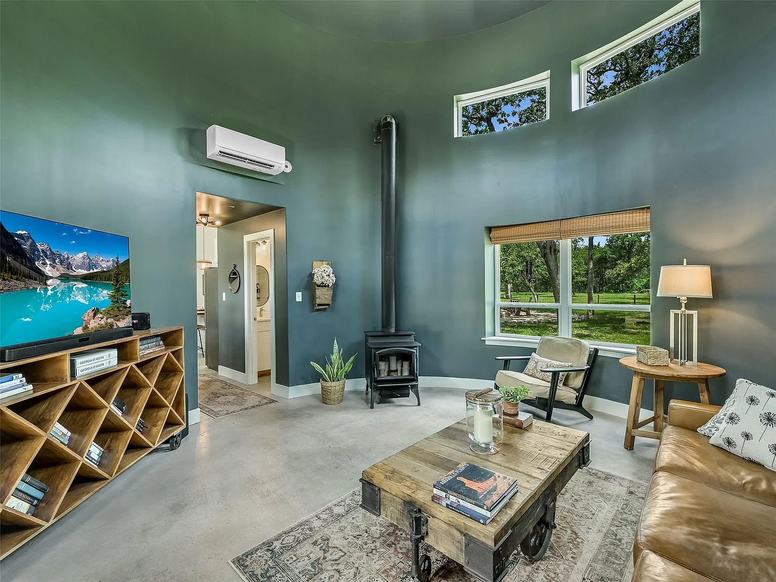 Silo Ranch: Modern Farmhouse with Converted Grain Silo on 23 AG-Exempt Acres Near Austin