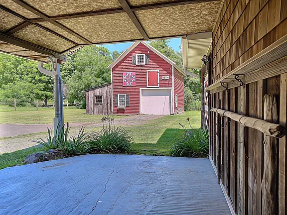 A Creek-Side Homestead With Two Barns, Ready to Reimagine