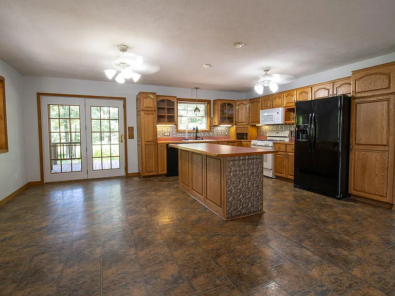 Wraparound-Deck Home on 2.9 Ozark Acres Near Bull Shoals Lake and the White River