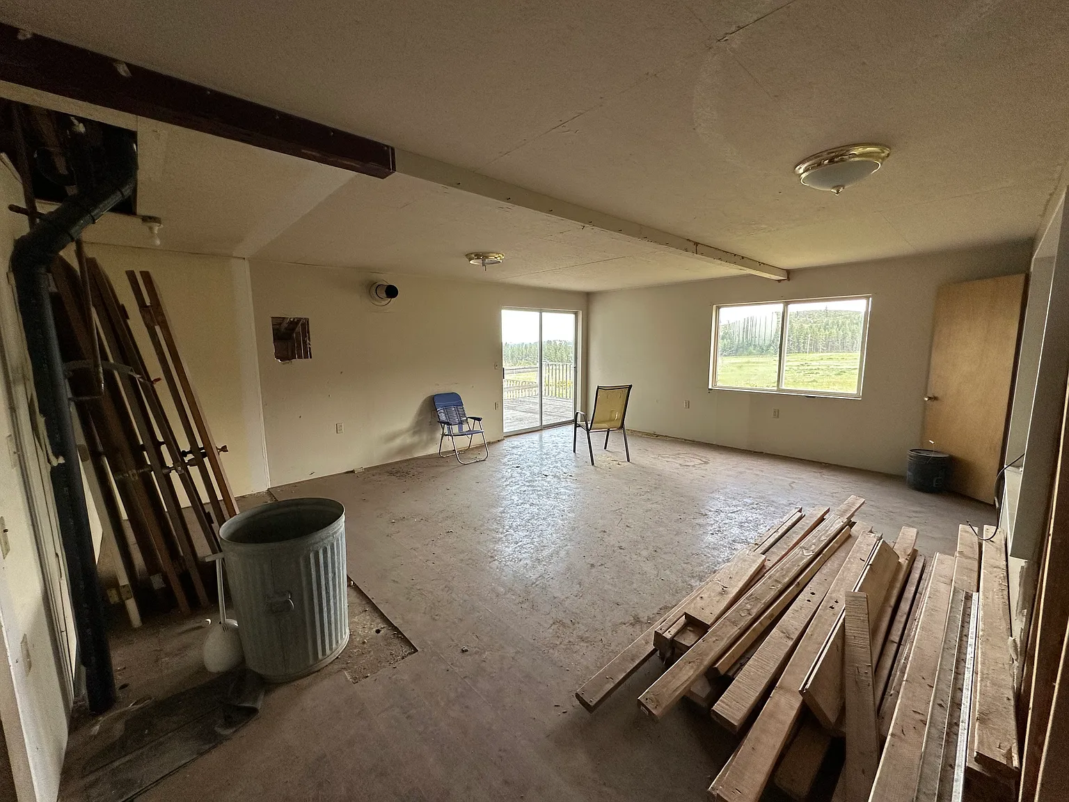 A Substantial Barn on 5 Acres Near the Yakima River