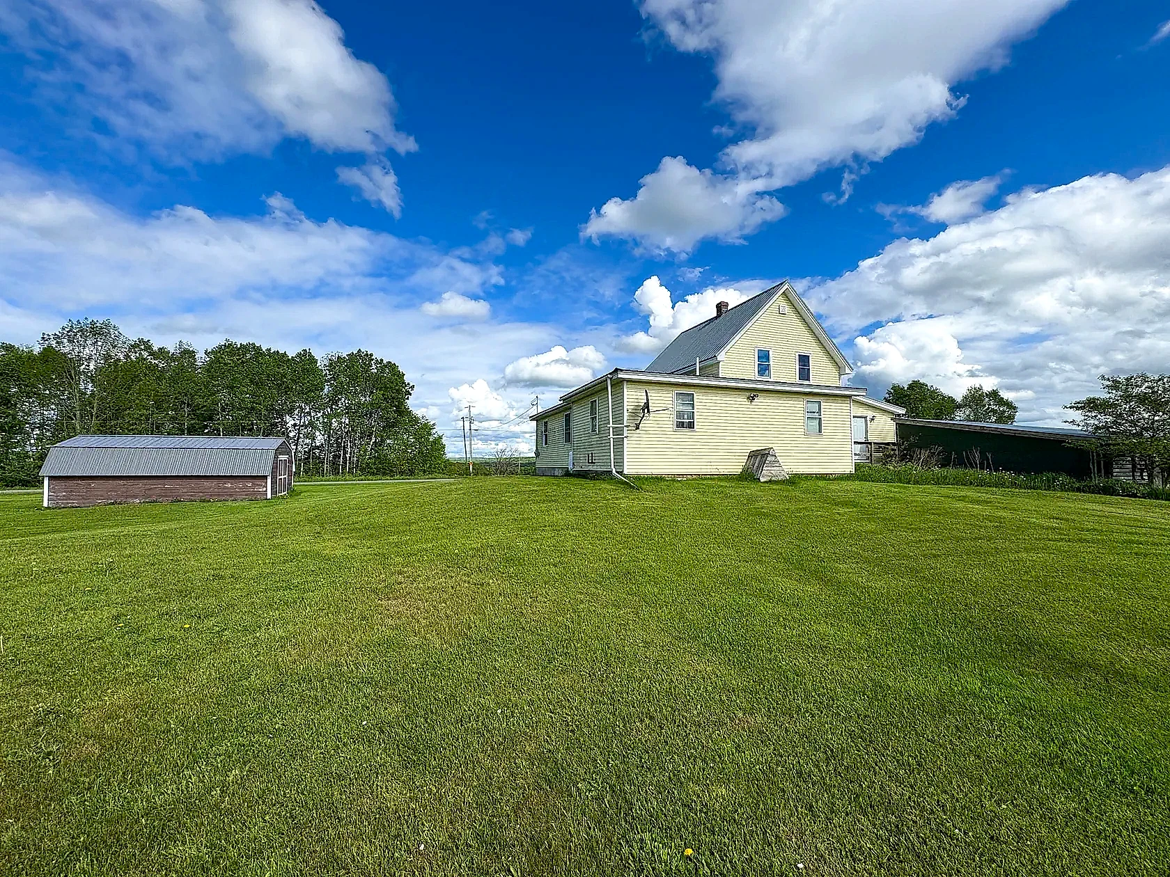 Open-Field Farmstead on 5.73 Acres in Penobscot County