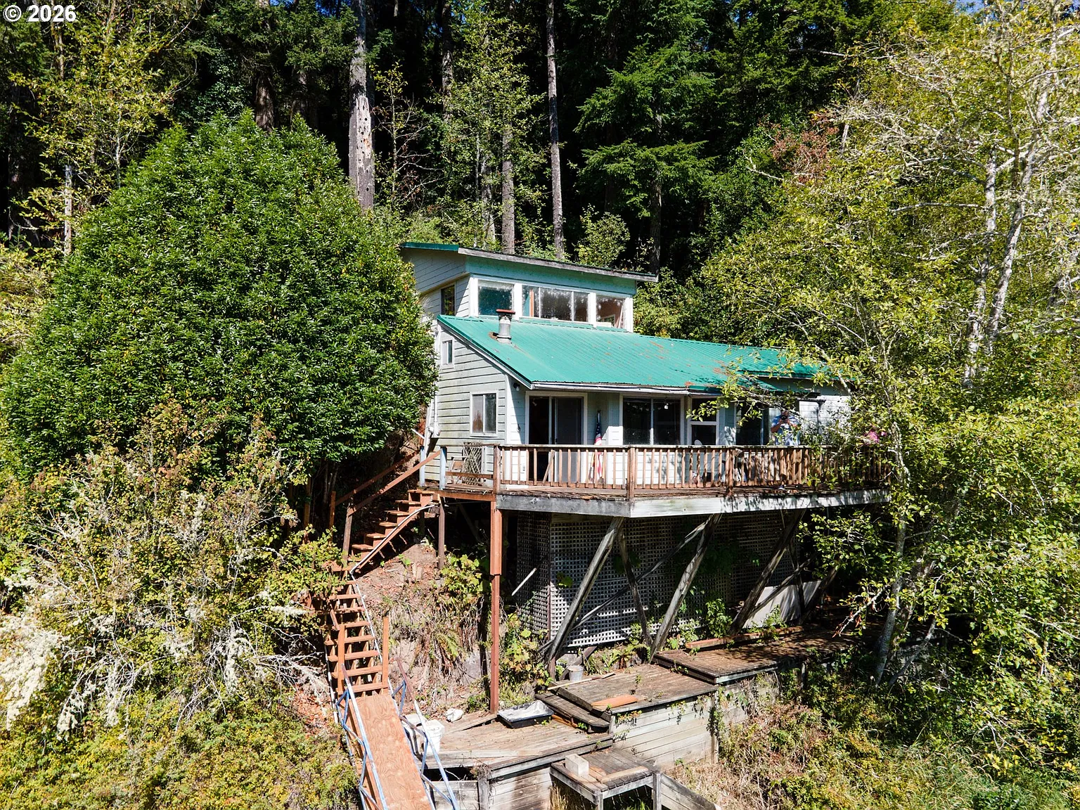 Boat-Access Lakefront Cabin on 1.11 Acres at North Tenmile Lake