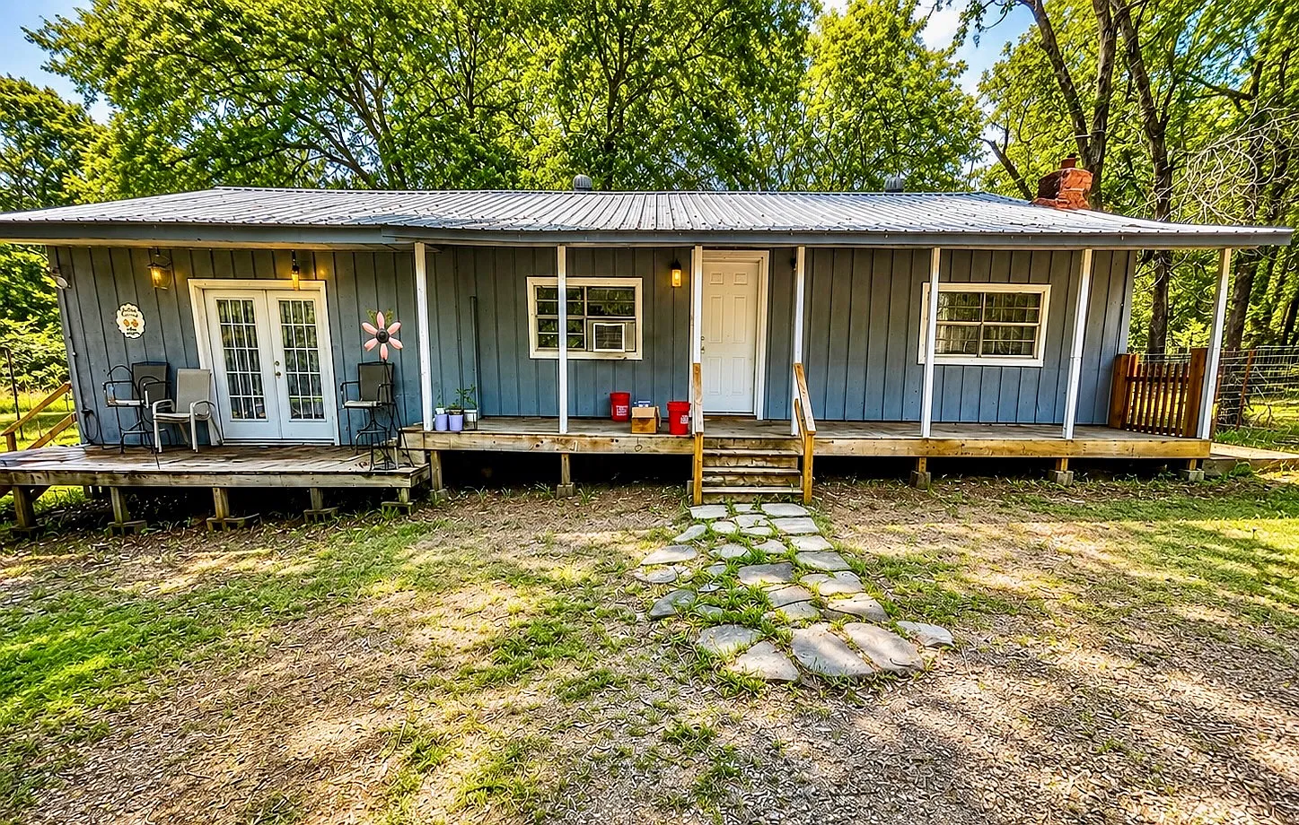 Two Homes on 7.5 Acres, Minutes from Sardis Lake